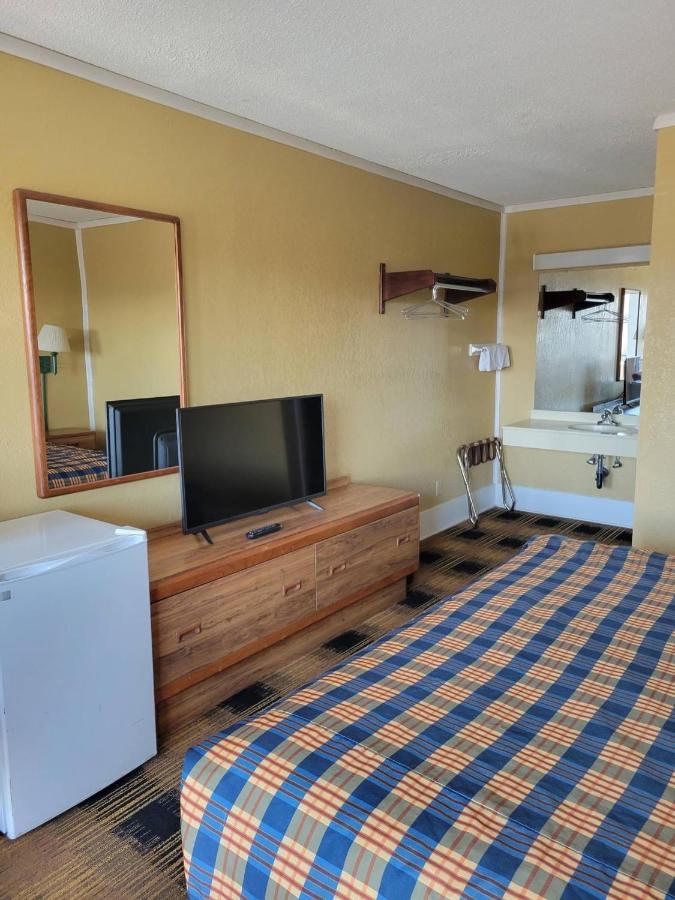 Smokies Inn - New Linens & Ultrafast Wifi - Friendliest Hospitality Guaranteed! Kodak Εξωτερικό φωτογραφία